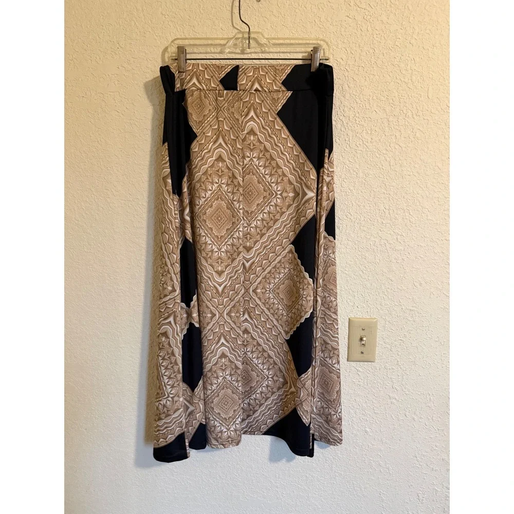 Metrowear Women XL Maxi Skirt Black Tan Geometric Medallion Rhinestone Boho Long